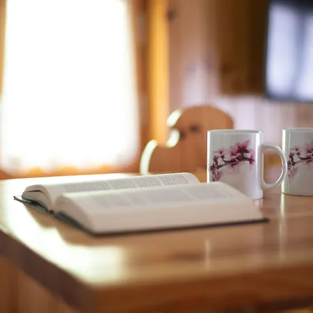 Leopardi 3 דירה *