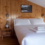 Leopardi 3 Appartement *
