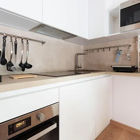 Leopardi 3 Apartamento